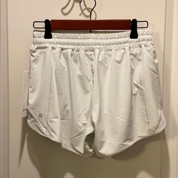 Hotty Hot Low Rise Short 4" - Picture 5 of 5